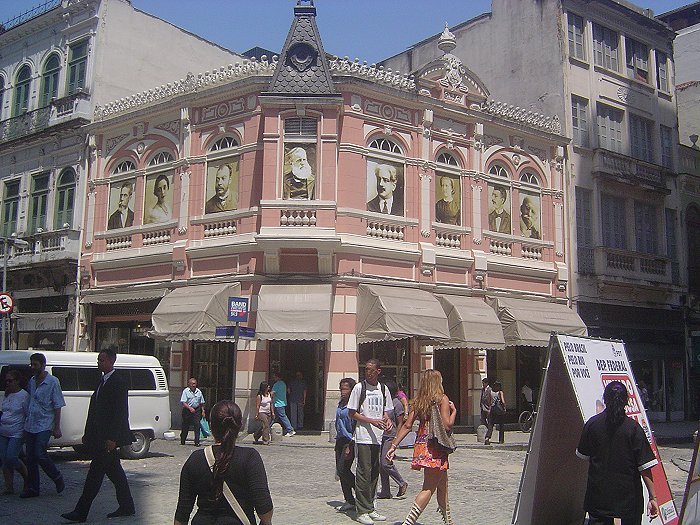 02-CasaCave